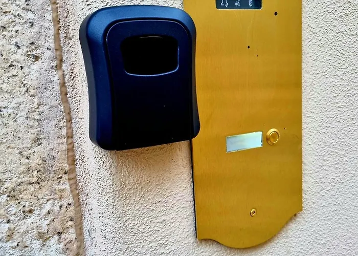 Dimora Grotta Masciarelli 3* LʼAquila